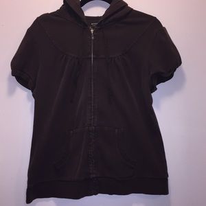 Short sleeve hoodie
